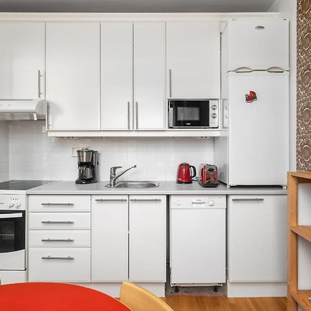 Wehost Spacious Traveller'S Hq Above Metro @Vilhonvuorenkuja 16 Apartment Helsinki Exterior photo