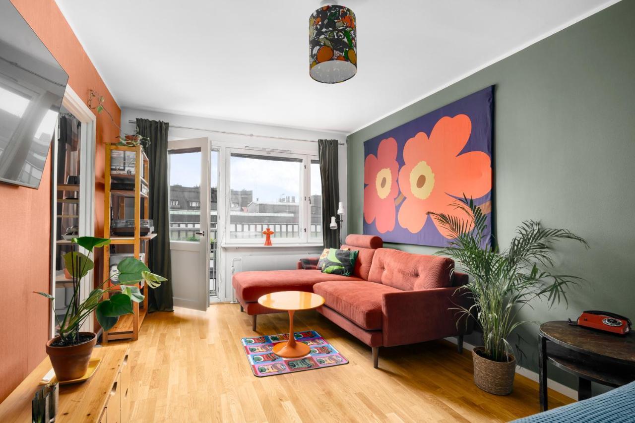 Wehost Spacious Traveller'S Hq Above Metro @Vilhonvuorenkuja 16 Apartment Helsinki Exterior photo