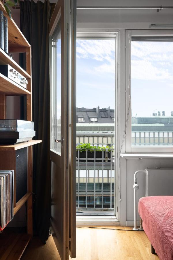 Wehost Spacious Traveller'S Hq Above Metro @Vilhonvuorenkuja 16 Apartment Helsinki Exterior photo
