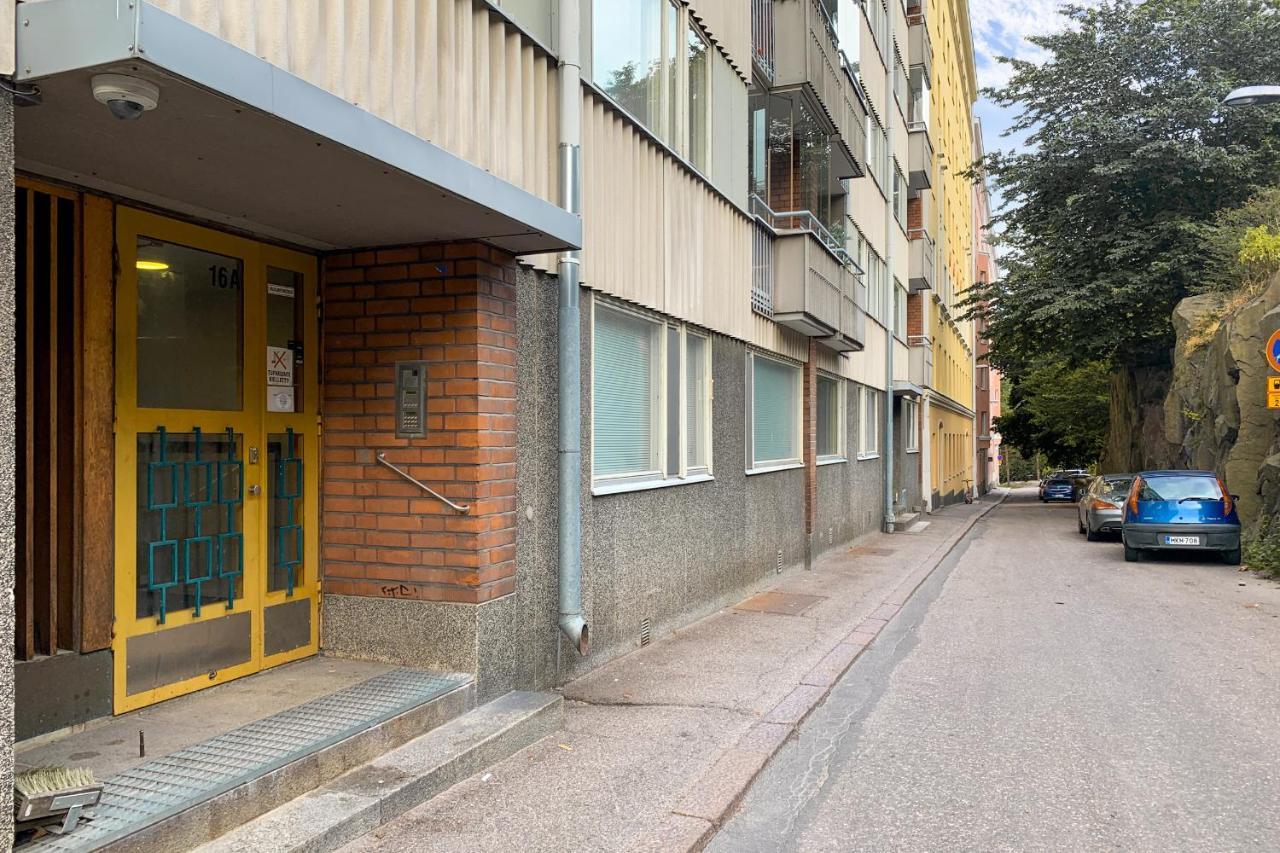 Wehost Spacious Traveller'S Hq Above Metro @Vilhonvuorenkuja 16 Apartment Helsinki Exterior photo